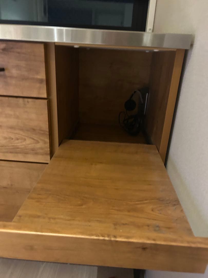 キッチンカウンター、カップボード、木目調、ステンレス天板