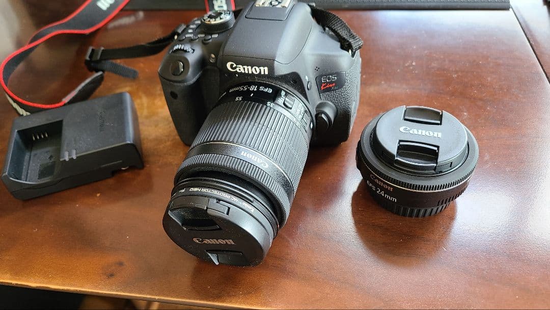 Eos kiss x8i 中古品