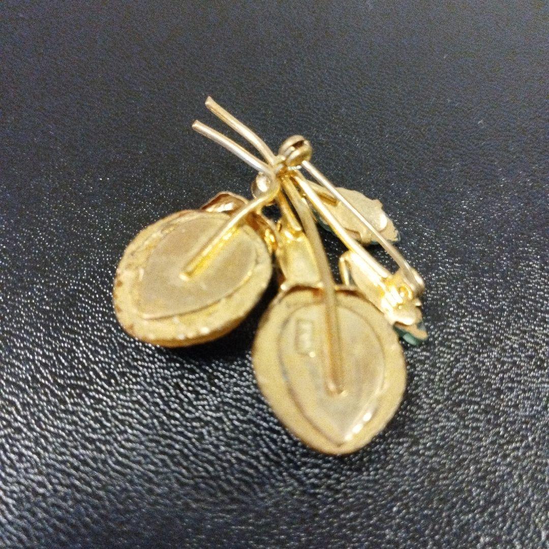 AUSTRIA フルーツ ブローチ ストロベリー②