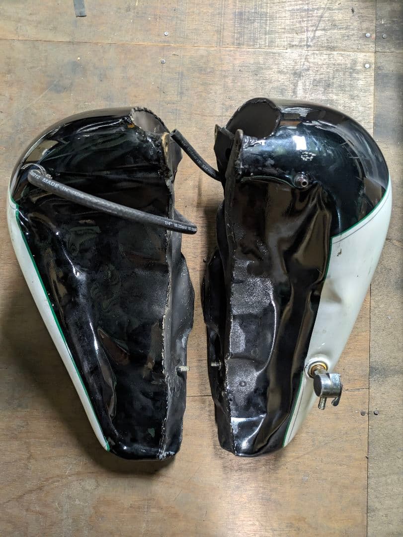 ショベル　FLH　分割フュエルタンク