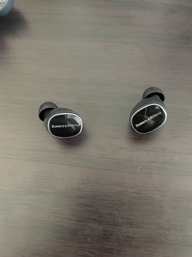 最終値下げ　Bowers & Wilkins Pi8 ワイヤレスイヤフォン　美品