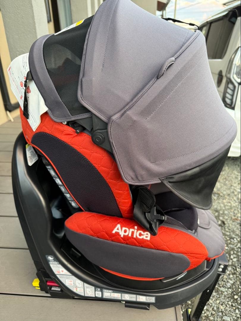 最終価格！アップリカ　フラディアグロウISO　 プレミアム　ISOFIX