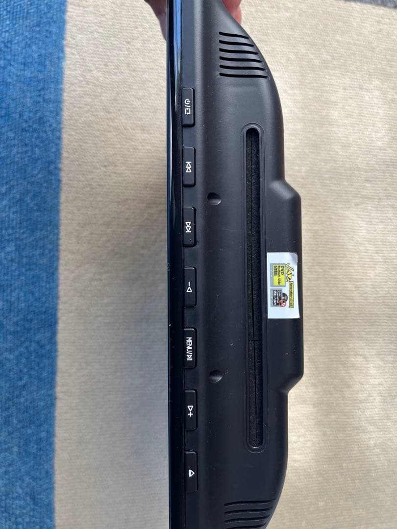 大画面11.6リアモニター　センターヘッドレスト