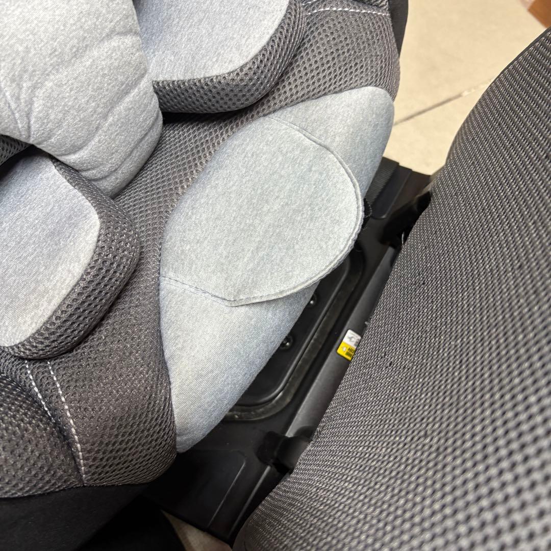 【美品】Aprica クルリラ　チャイルドシート 2016315 ISOFIX