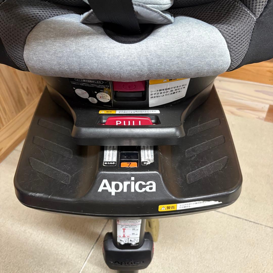 【美品】Aprica クルリラ　チャイルドシート 2016315 ISOFIX