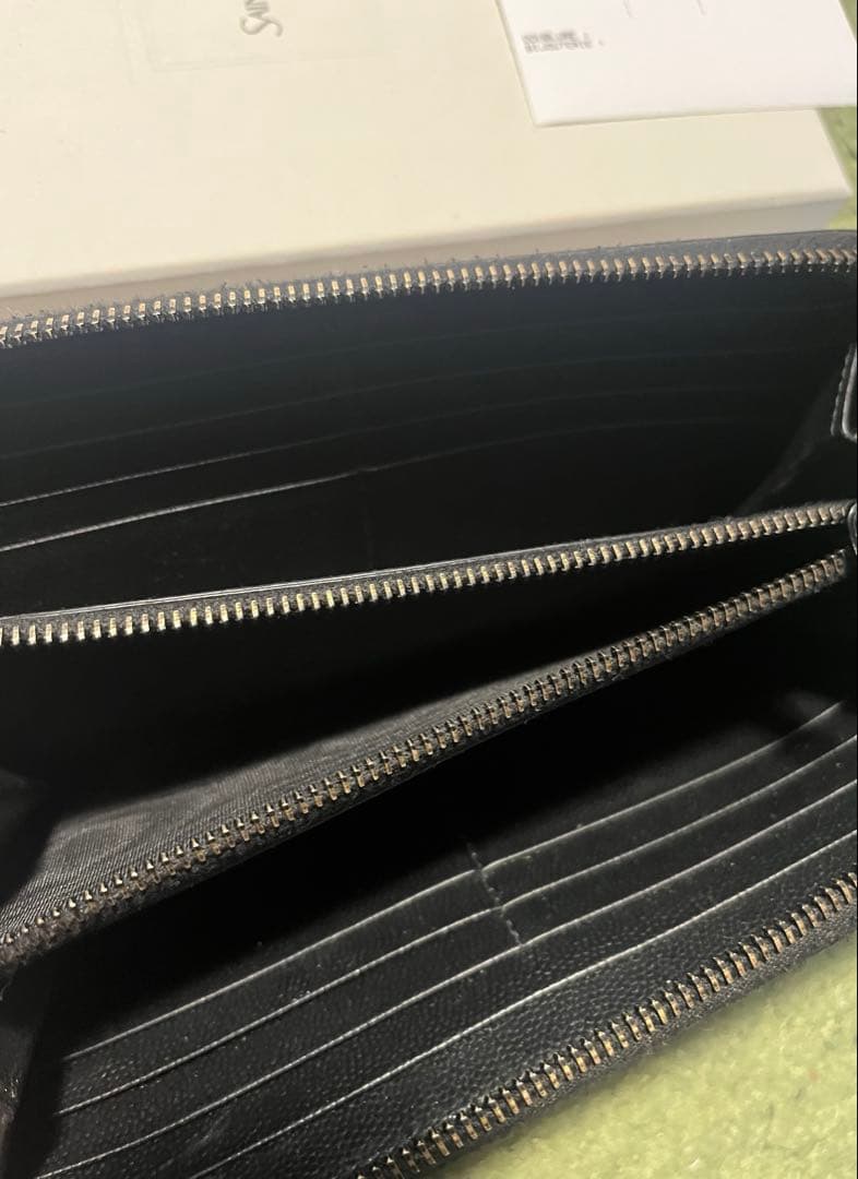 SAINT LAURENT サンローラン YSLロゴ ラウンドファスナー 長財布