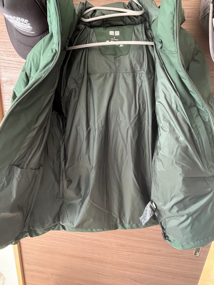 s*7様 【新品】　ユニクロ　シームレスダウンパーカー3Dカット　グリーン　Mサ