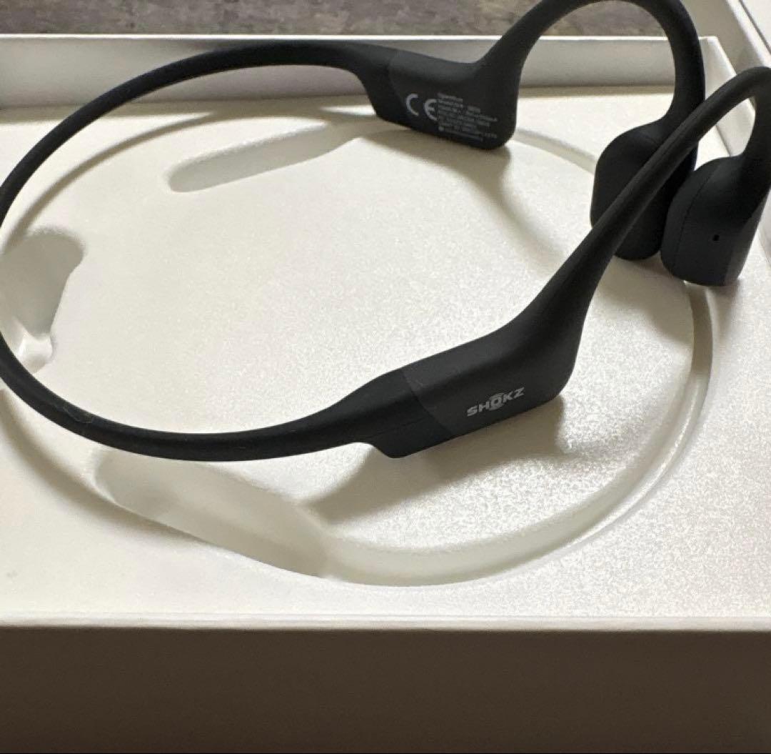 【美品】SHOKZ OPENRUN 骨伝導イヤホン ブラック
