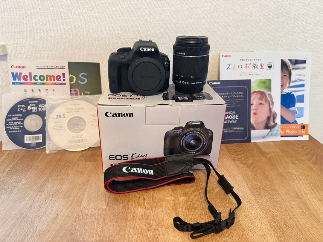 Canon EOS Kiss X7デジタル一眼レフ　キャノン　レンズキット