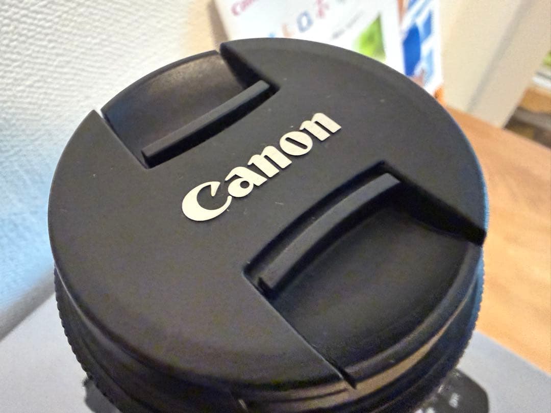 Canon EOS Kiss X7デジタル一眼レフ　キャノン　レンズキット