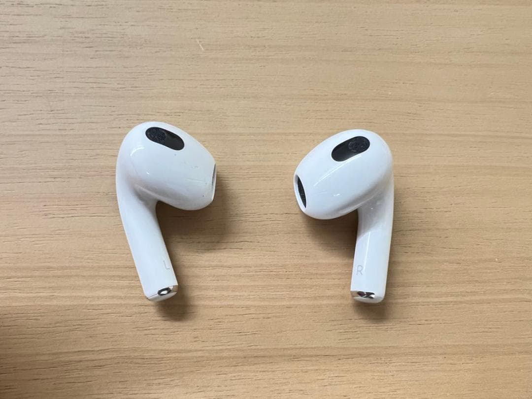 AirPods 第3世代 A2083｜右耳通電不可｜左耳・ケース