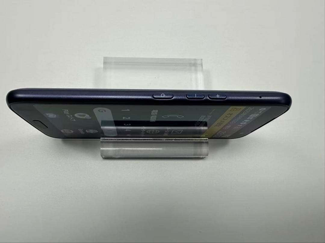 NTT docomo らくらくスマートフォン F-53E ジャンク