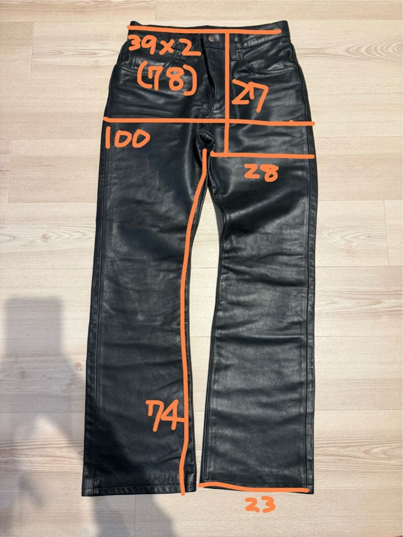 Lee 黒 レザーパンツ　32×34