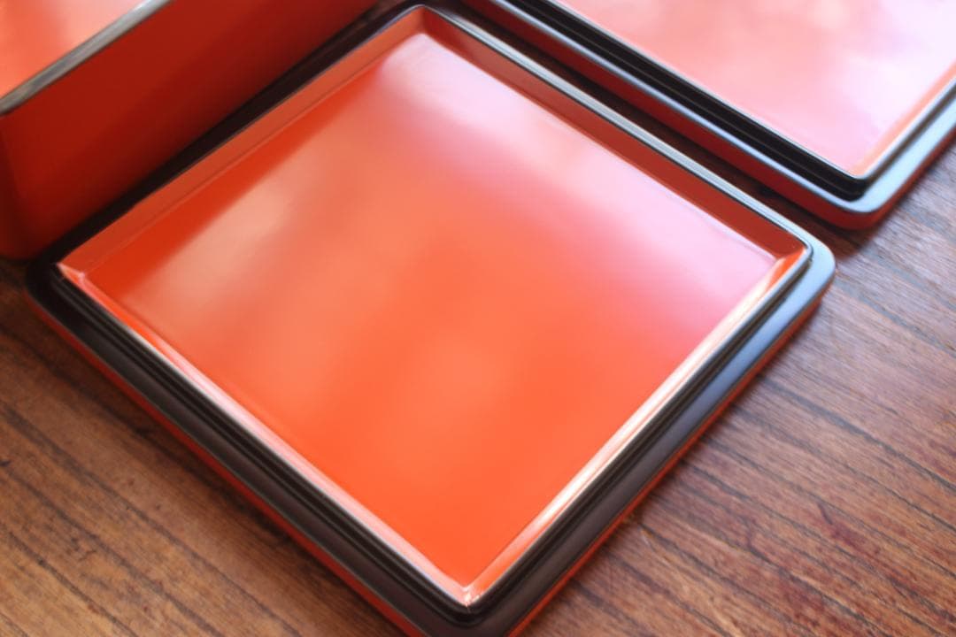 デッドストック！極上朱漆の美しい小ぶり四段重箱（検輪島塗懐石道具お重菓子重