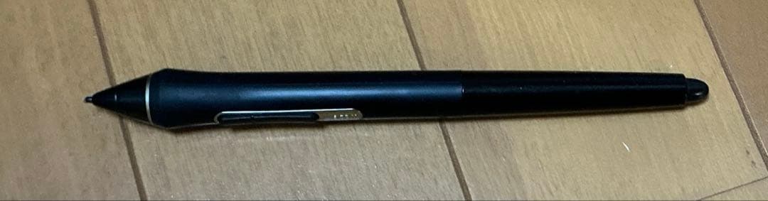 Wacom Cintiq 22HD DTK2260K1D ※欠品あり