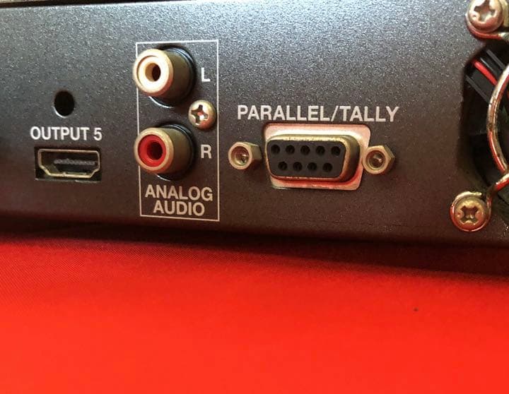 VAC-5002HDMI-A HDMI信号2入力切換機能付HDMI5分配器②