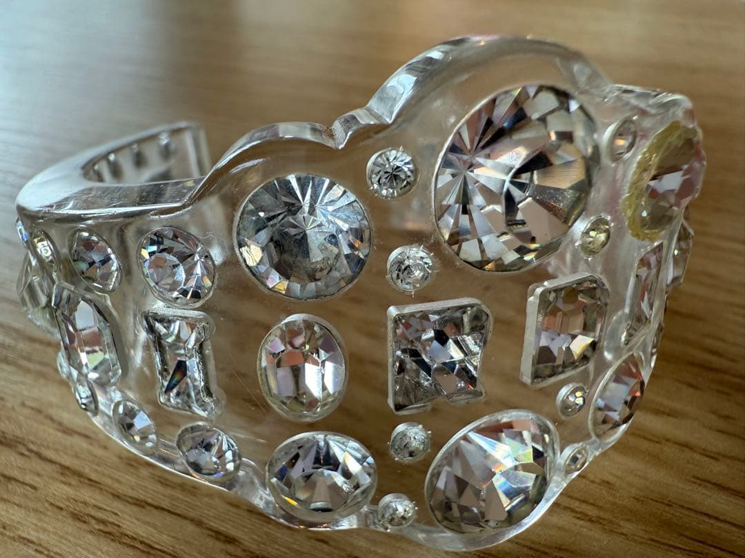 ディオール アクリル バングル クリスタル ビジュー