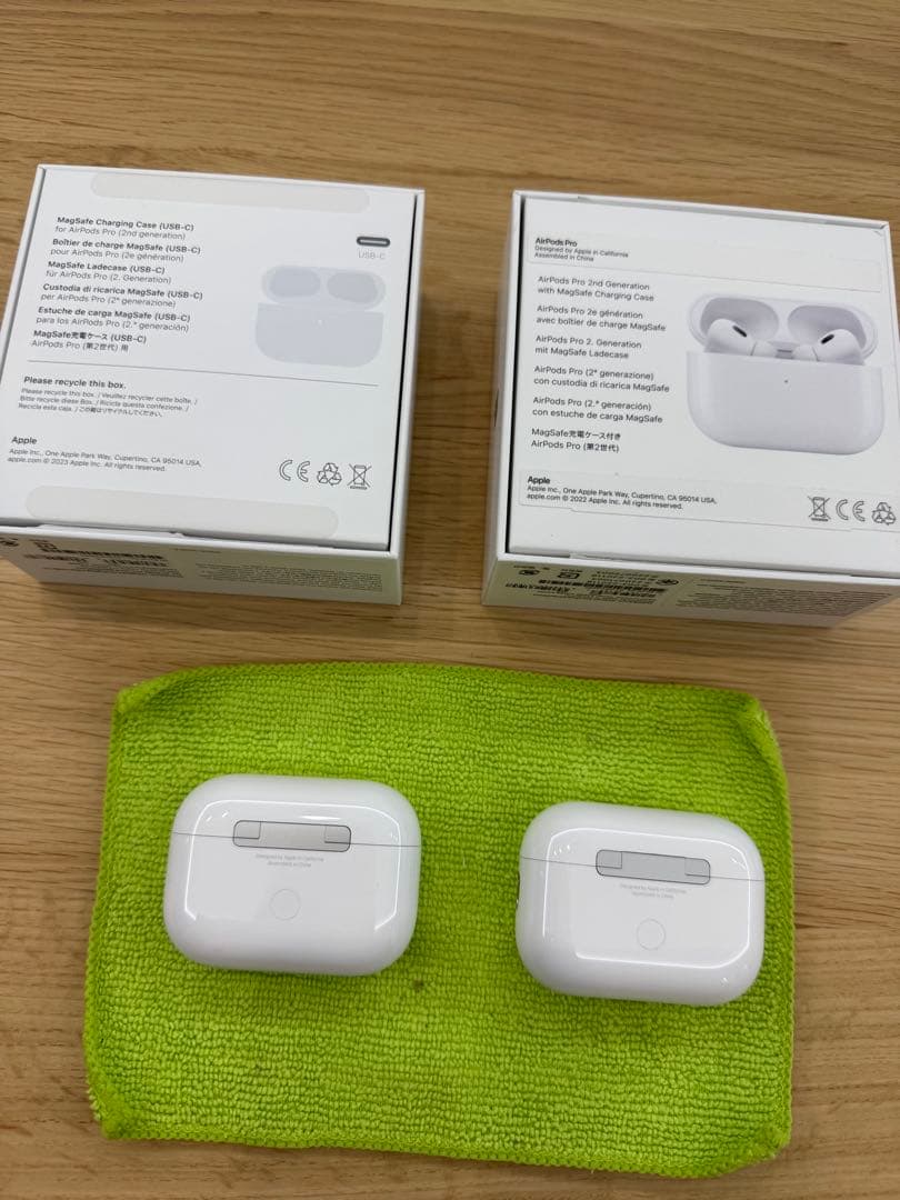 専用！AirPods pro 2 本体&充電ケース&充電ケース　純正品　美品