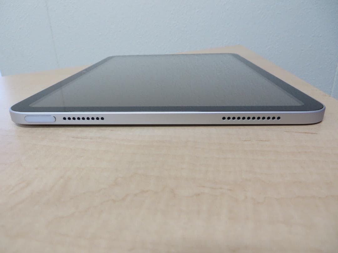 美品iPad　第10世代 64GB　Wi-Fiモデル　MPQ03J/A