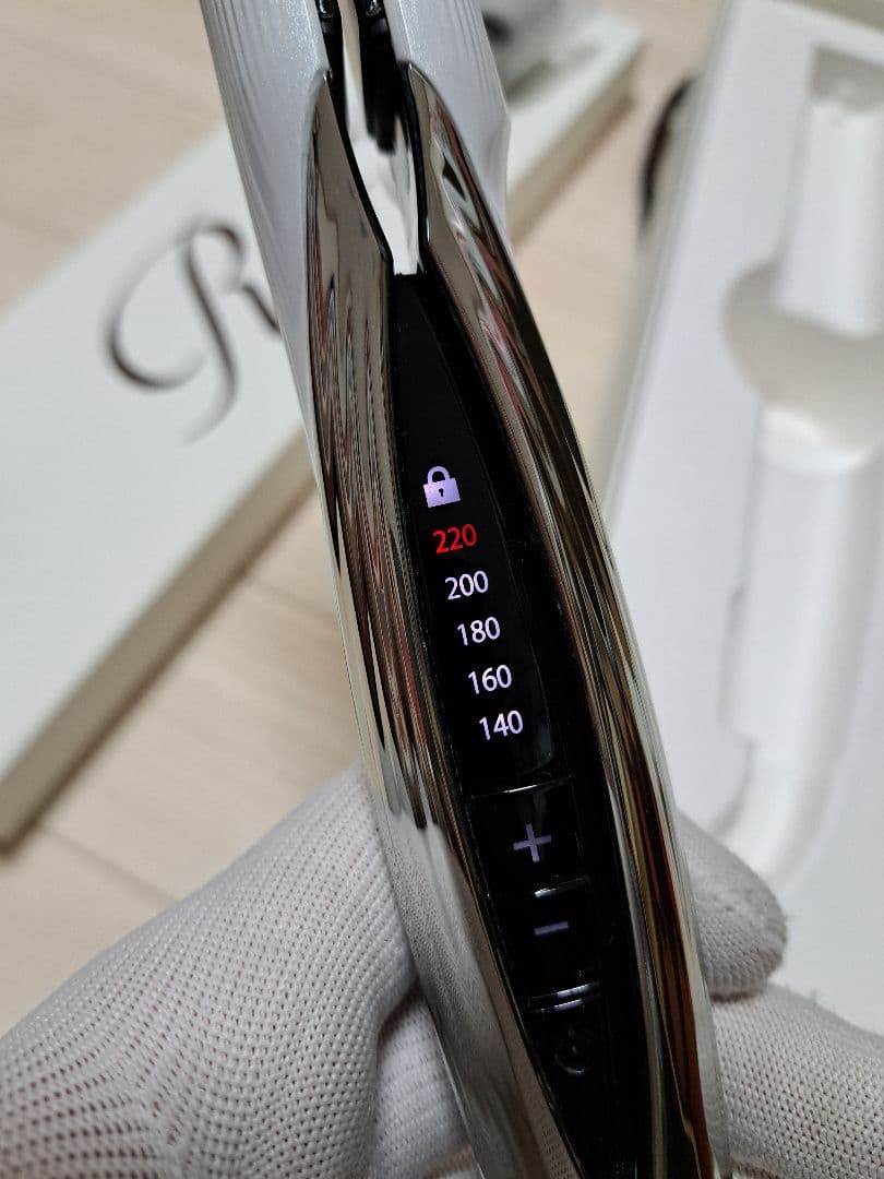 リファ ストレート ヘアアイロン Refa 2022年製