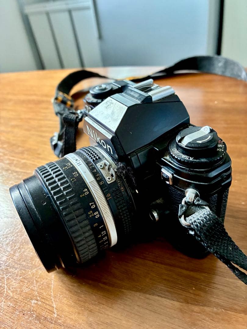 Nikon FG-20 一眼レフカメラ　レンズ付き　アンティークカメラ