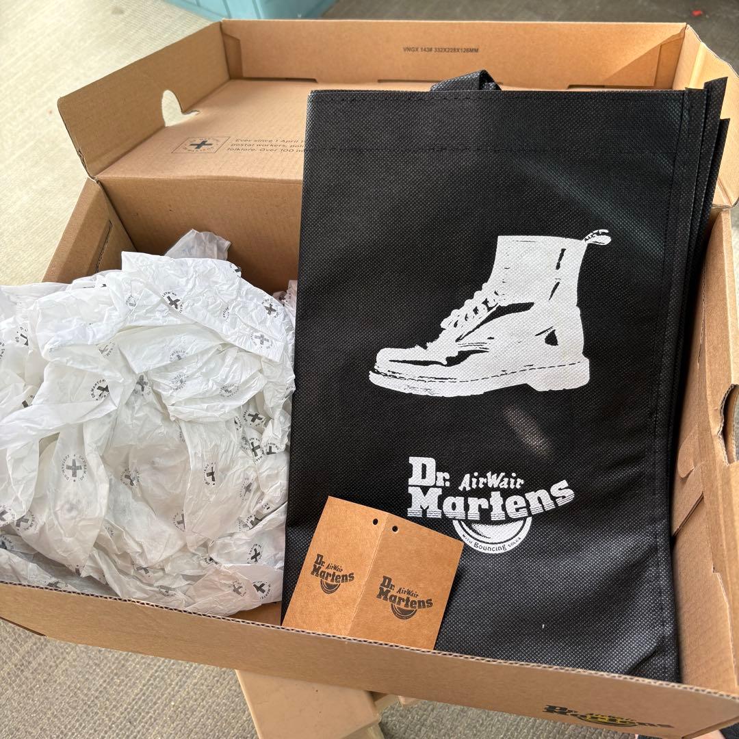 【正規店】ドクターマーチン Garin サンダル UK7（26~26.5cm）