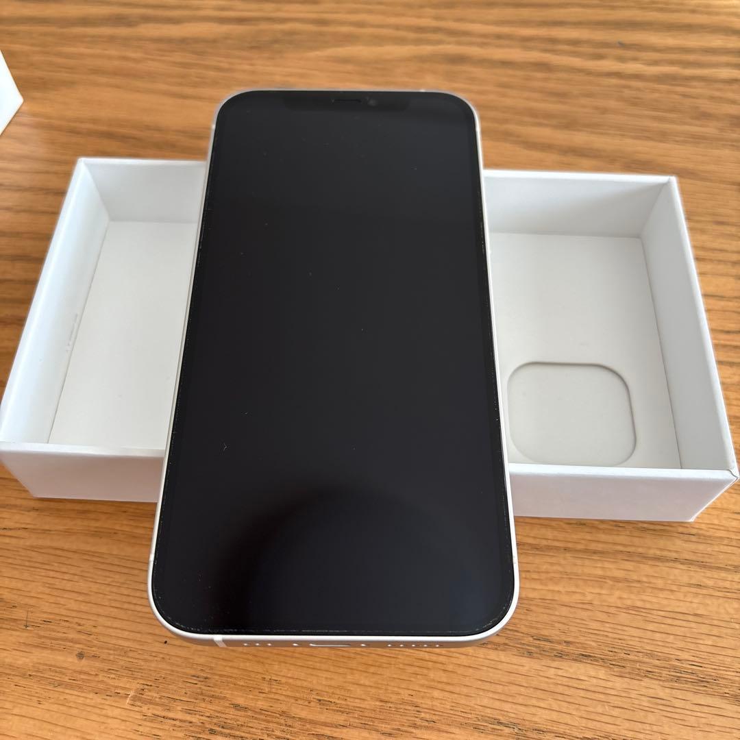 【美品】iPhone12 64GB ホワイト　SIMフリー