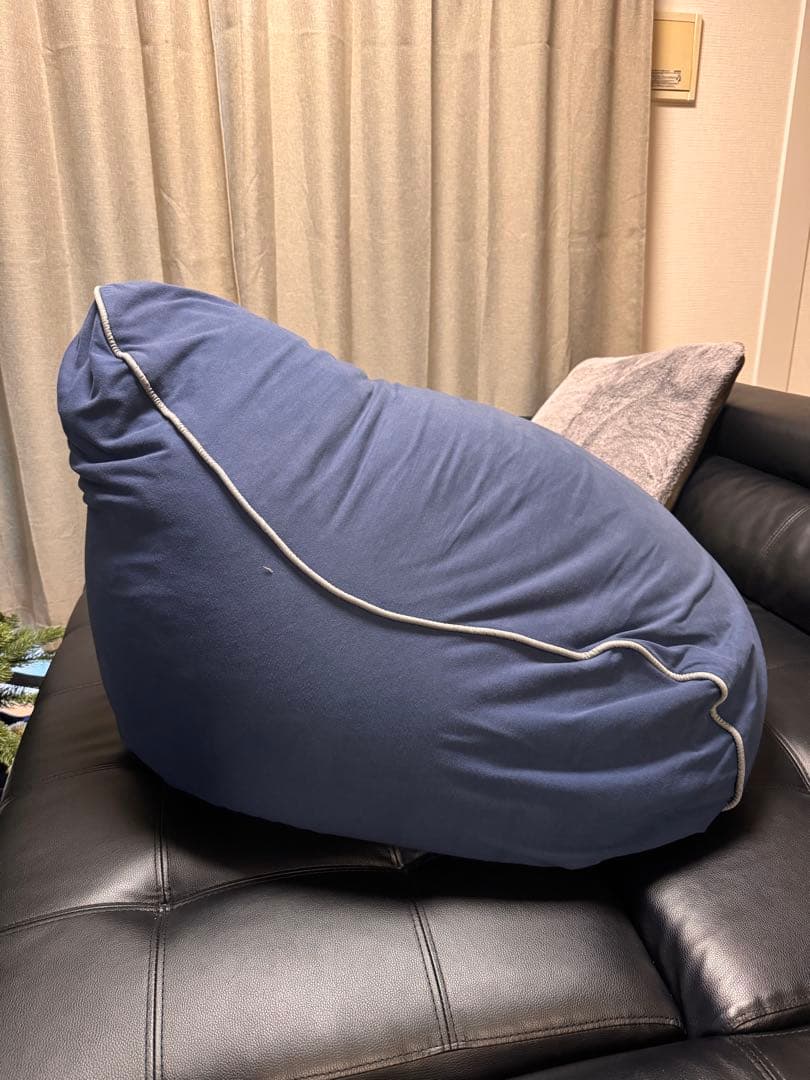 ネイビー ビーズクッション