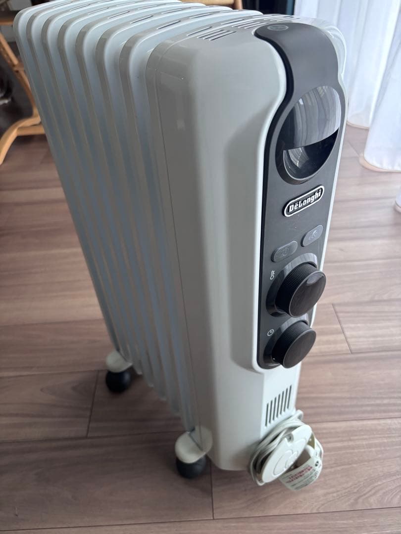 デロンギ　オイルヒーター RHJ35M0812-DG