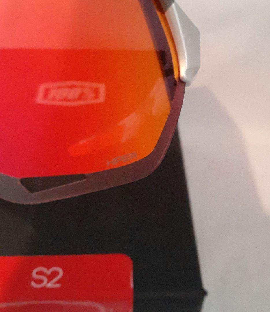 100% S2 Grey Camo ワンハンドレッド サングラス