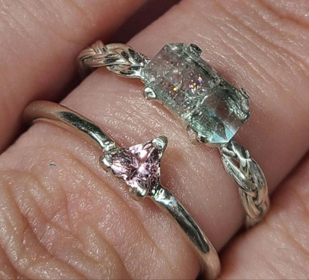 えむえすレインボー入り★アフガニスタン産バイカラートルマリン★