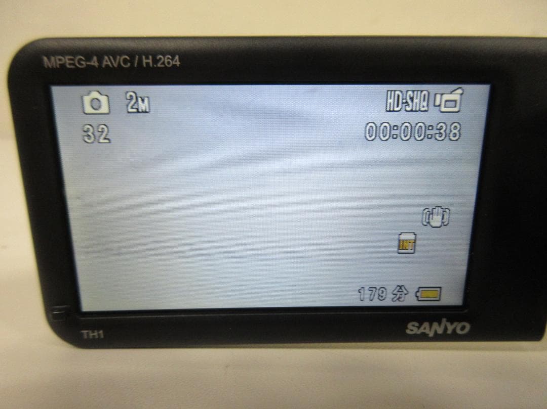 1217V【中古美品】SANYO ビデオカメラ Ｘａｃｔｉ DMX-TH1
