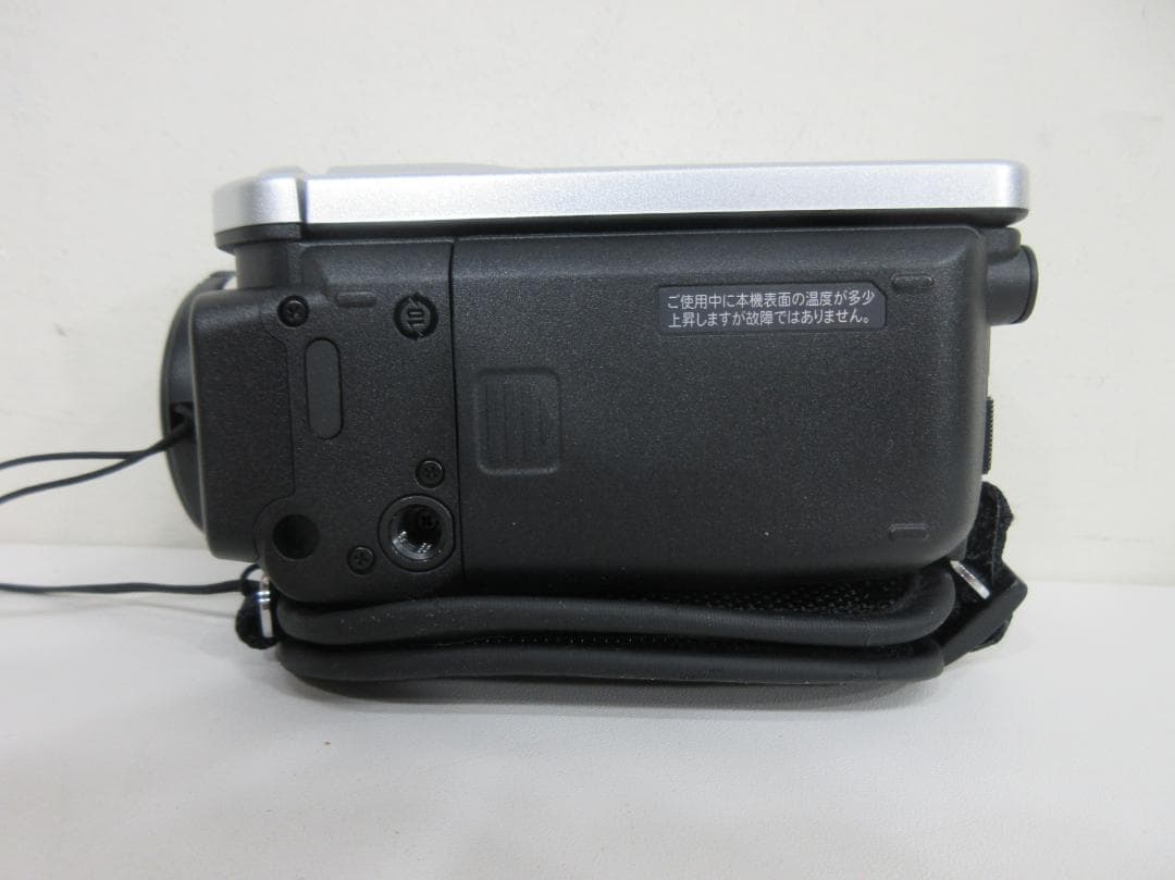 1217V【中古美品】SANYO ビデオカメラ Ｘａｃｔｉ DMX-TH1