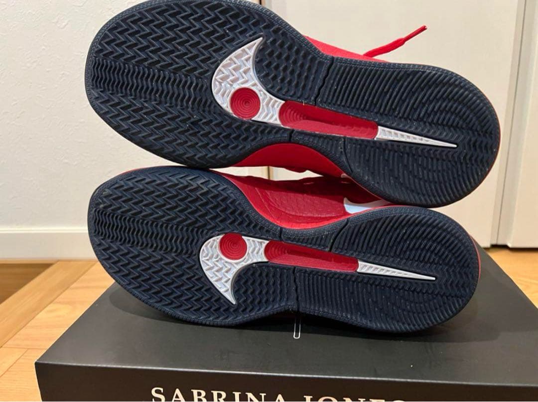 Nike Sabrina2 バスケットボールシューズ レッド