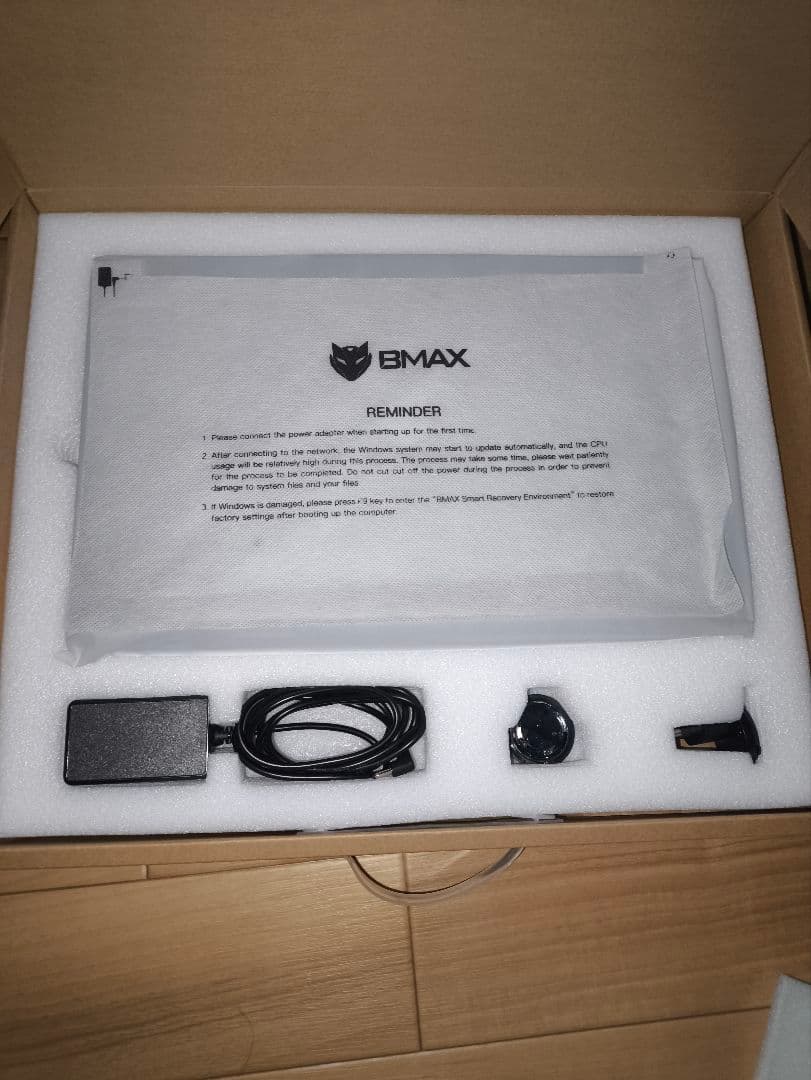 Windowsノート本体 BMAX