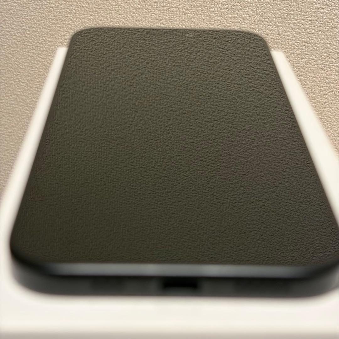 【極美品】iPhone15 128GB ブラック SIMフリー