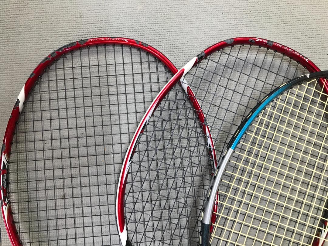 YONEX バドミントンラケット 3本セット ケース付