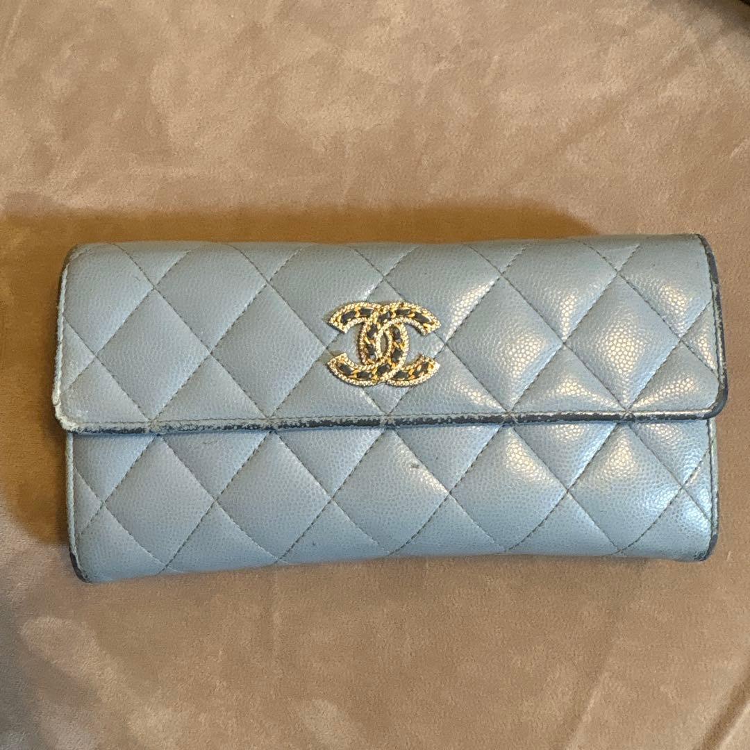 CHANEL ライトブルー キルティング長財布