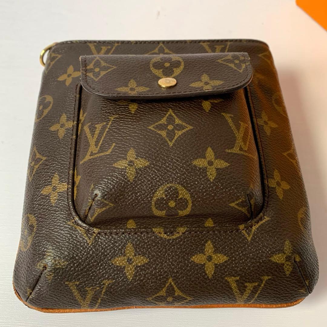 お値下げ中！ルイヴィトン モノグラム M51901 ポーチ ウエストバック