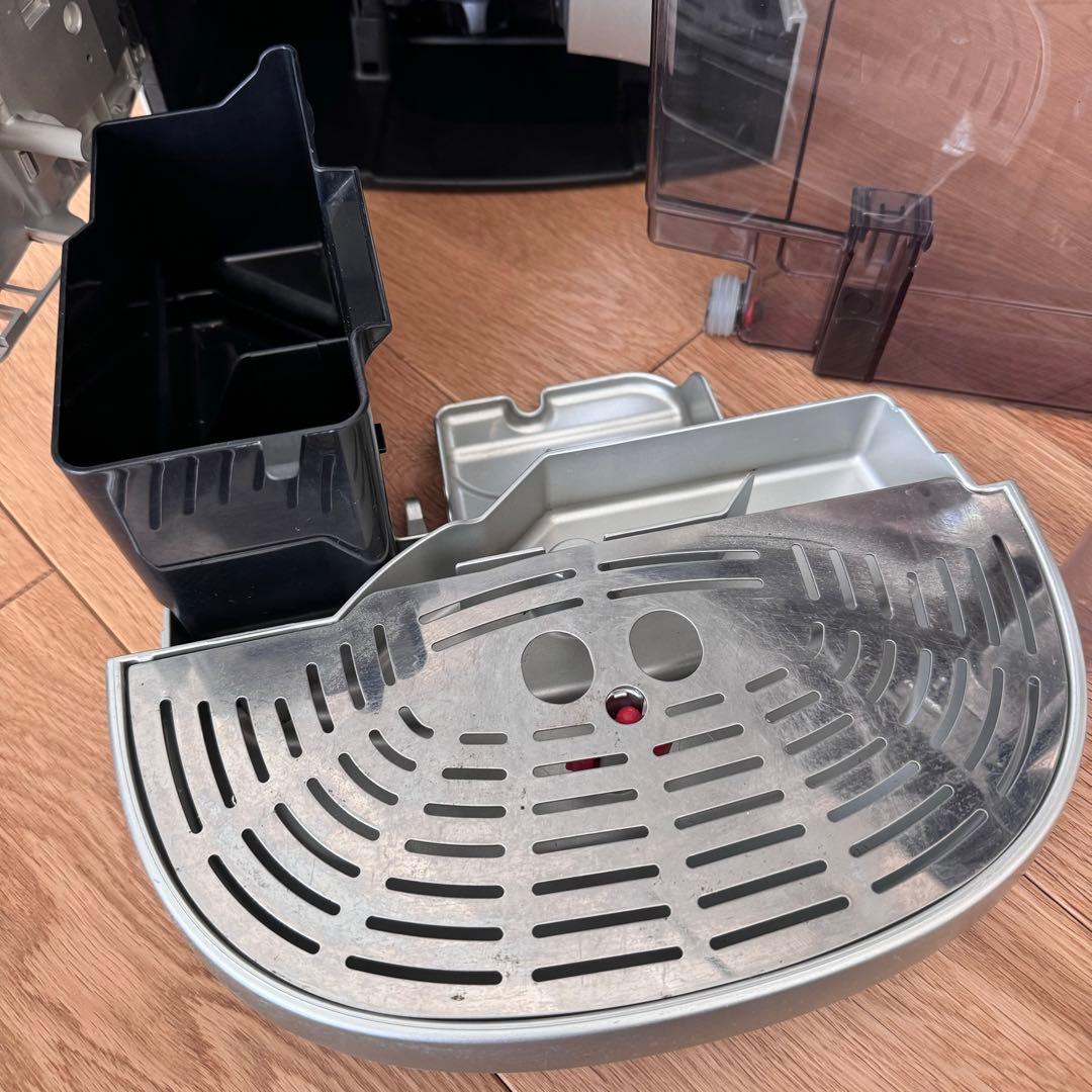 再値下げ De'Longhi ESAM1500DK エスプレッソマシン