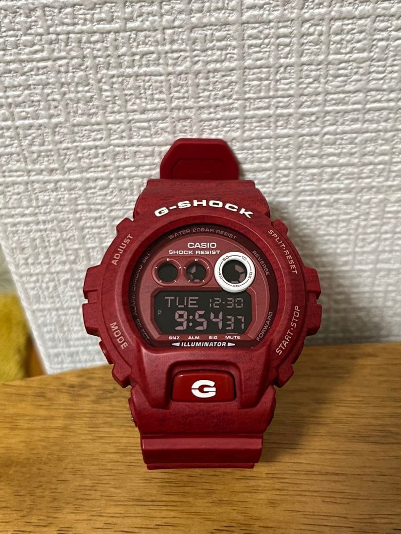 CASIO G-SHOCK GD-X6900HT レッド 希少