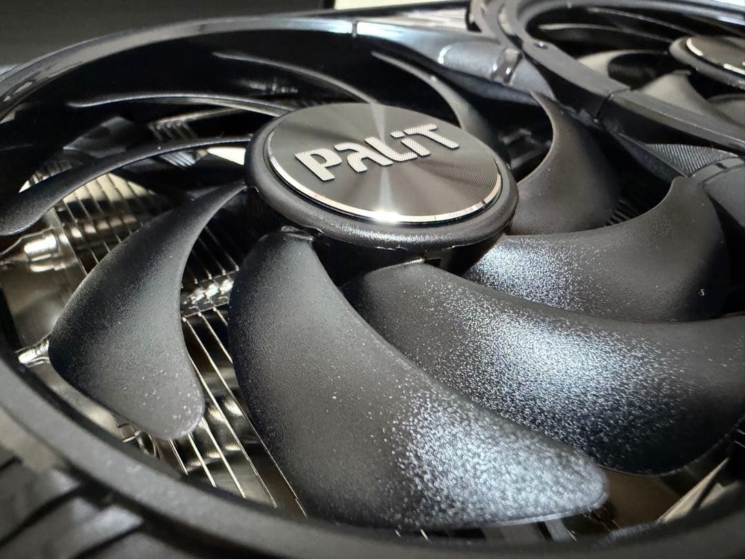 （美品）PALIT GEFORCE RTX 5070Ti 16GB