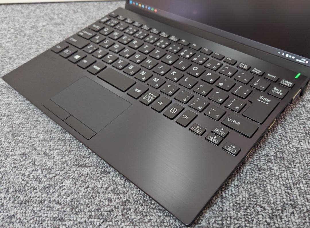 ★交渉成立済★超美品VAIOSX12 core i7 10th SSD 16GB