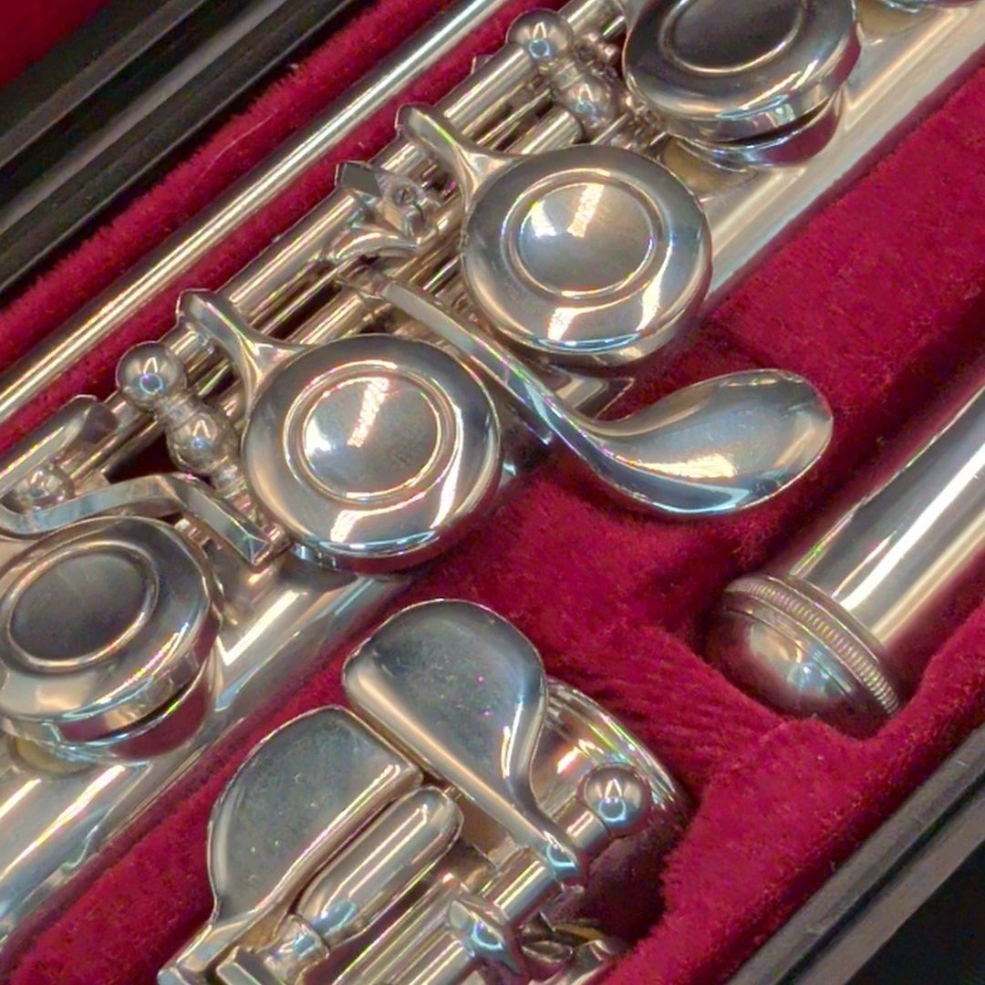 フルート　調整済　ヤマハ　YFL211S（Eメカ.銀メッキ仕様）