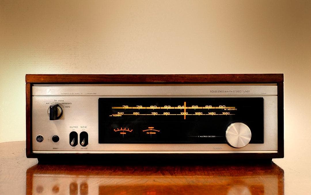 ★LUXMAN T-550 　品位あるチューナーもラックス　♪