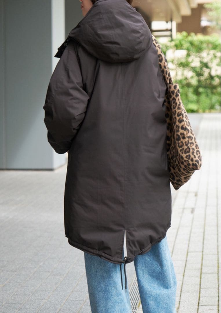 【美品】スピック＆スパン 撥水フーデッドダウンコート サイズ３６／黒