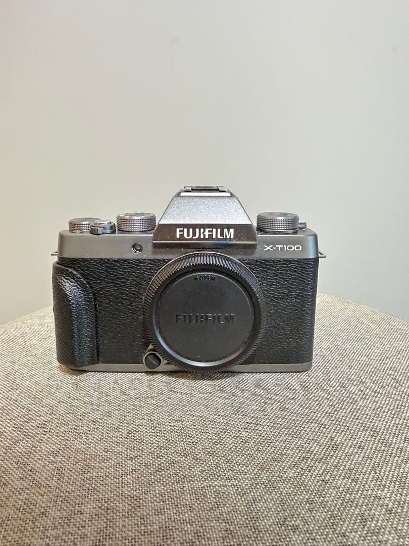 FUJIFILM X-T100 ミラーレスカメラ　ダブルレンズズームキット