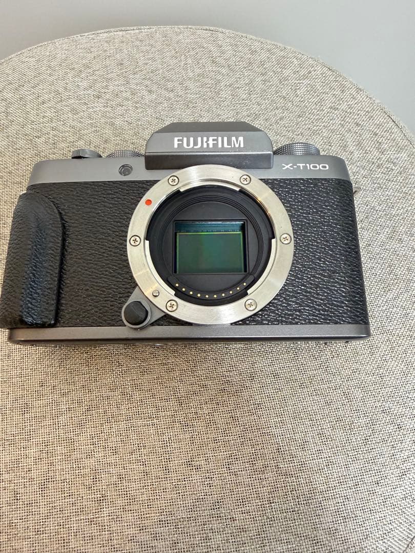 FUJIFILM X-T100 ミラーレスカメラ　ダブルレンズズームキット