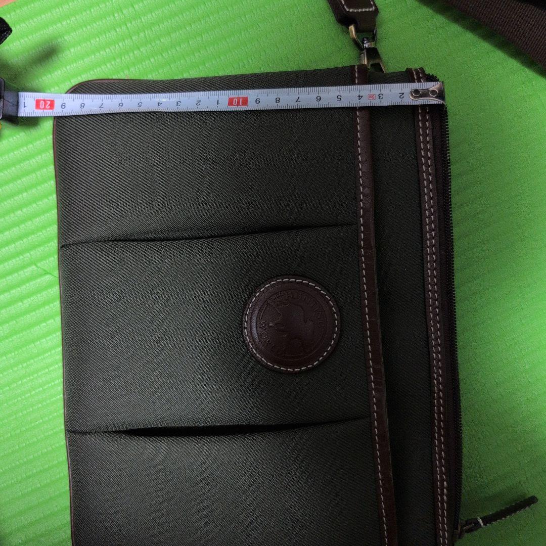 HUNTING WORLD（ハンティングワールド）　ショルダーバック