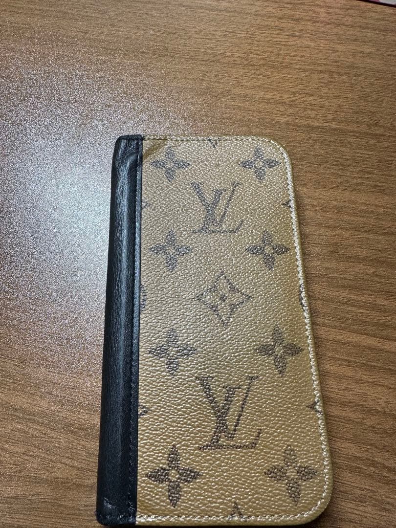 ルイヴィトン iPhone14Pro フォリオ スマホケース